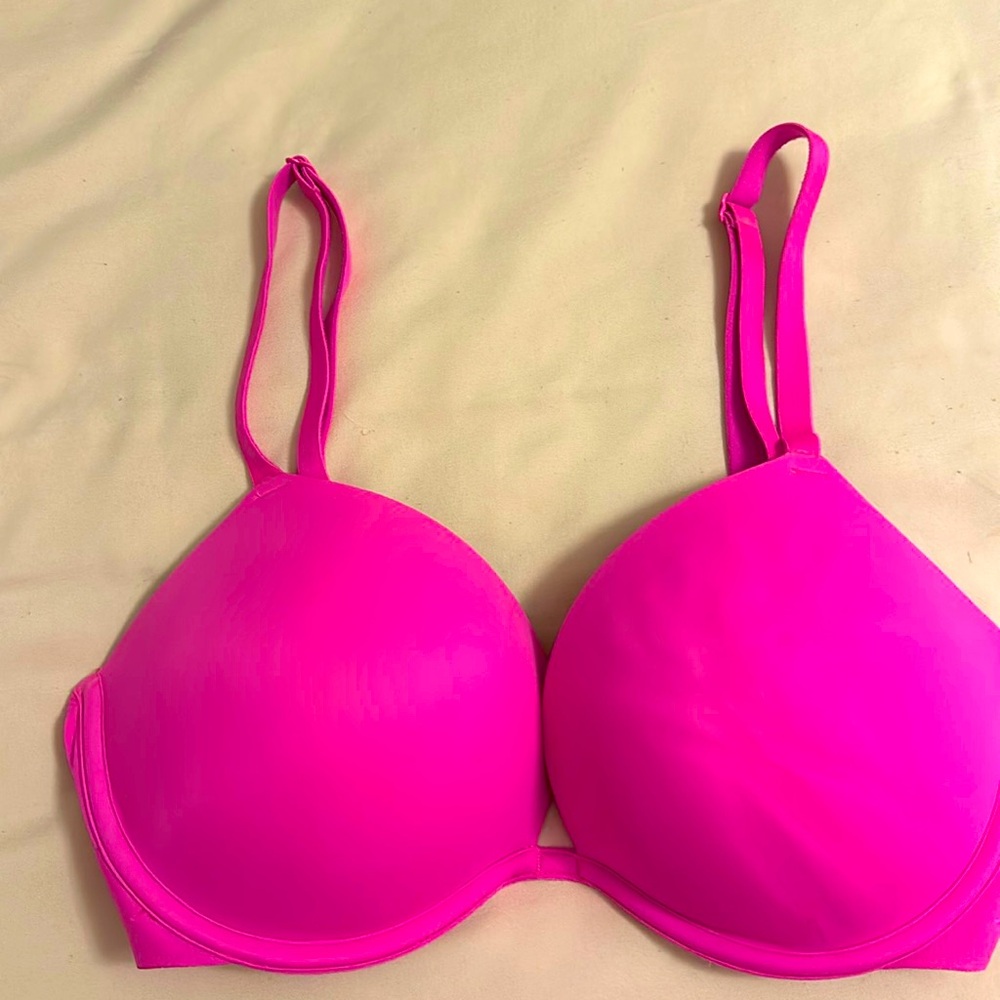 Pink by Victoria Secret bra NWOT